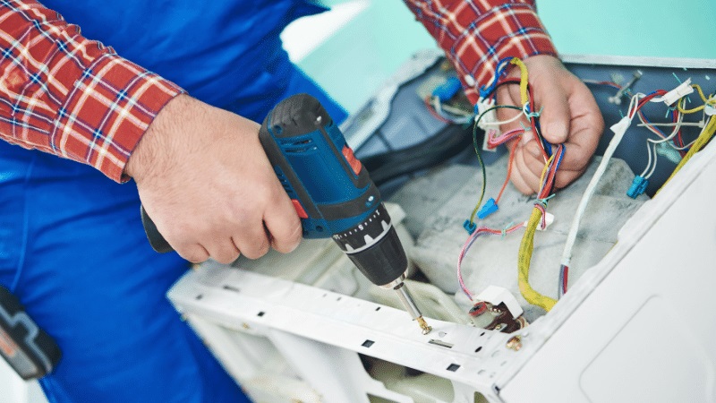 Şişli Toshiba Toshiba çamaşır makinesi kart tamiri – Su almama arızası orijinal parça ile giderildi. - Teknik servis örneği